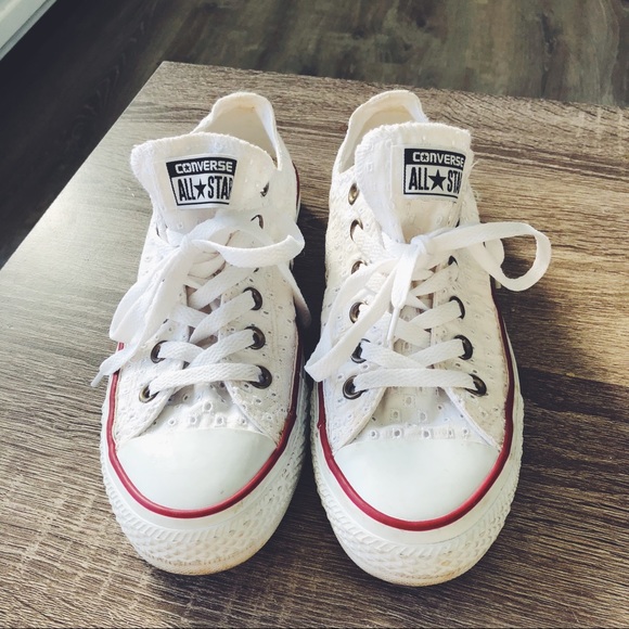 white eyelet converse